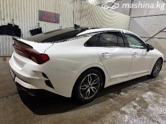 Kia K5 III LPi 2.0 AT