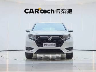 Honda UR-V I Рестайлинг 2.0 AT