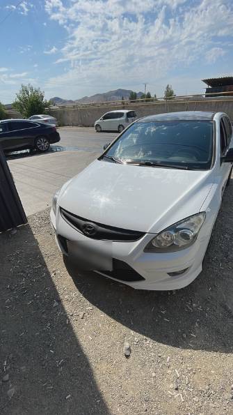 Hyundai i30 I Рестайлинг 1.6 AT
