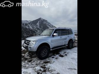 Mitsubishi Pajero IV 3.8 AT 4WD