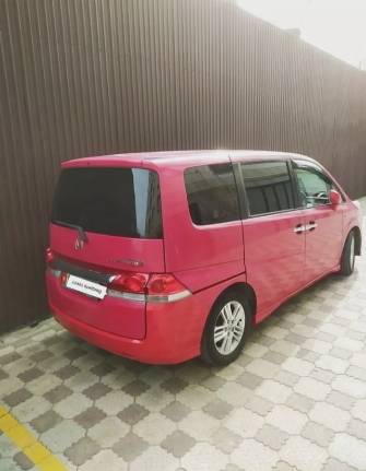 Honda Stepwgn III 2.0 AT