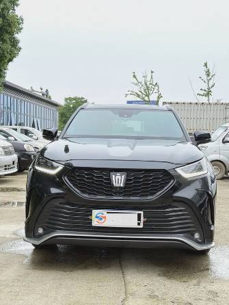 Toyota Crown Kluger 2.0 AT 4WD