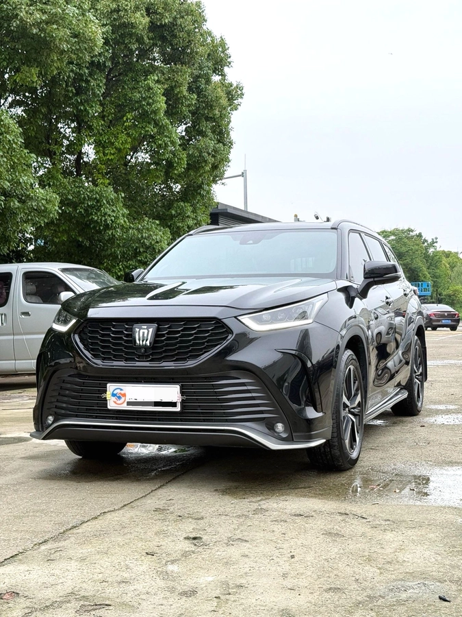Toyota Crown Kluger 2.0 AT 4WD
