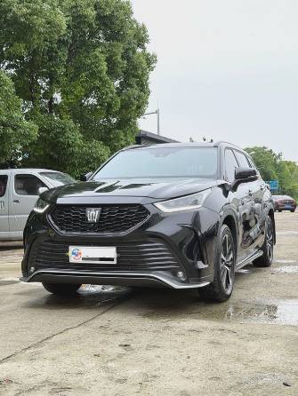 Toyota Crown Kluger 2.0 AT 4WD