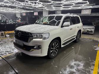 Toyota Land Cruiser 200 Series Рестайлинг 1 4.5d AT 4WD