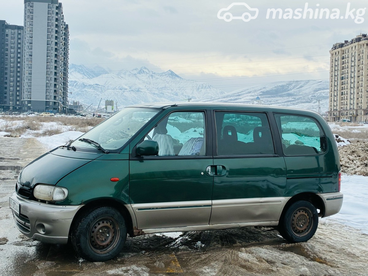 Nissan Serena I (C23) 1.6 MT