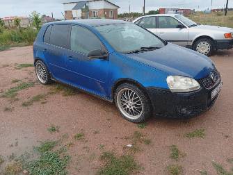 Volkswagen Golf V 1.6 MT