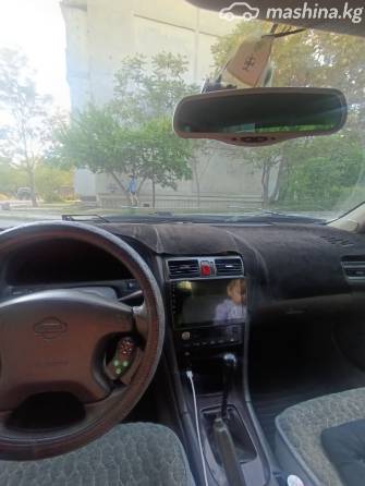 Nissan Maxima V (A33) 2.0 MT