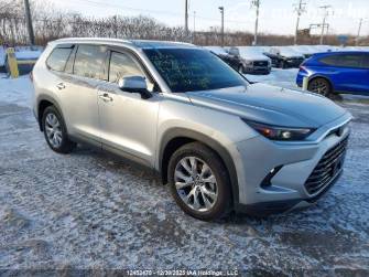 Toyota Grand Highlander 2.5hyb CVT 4WD