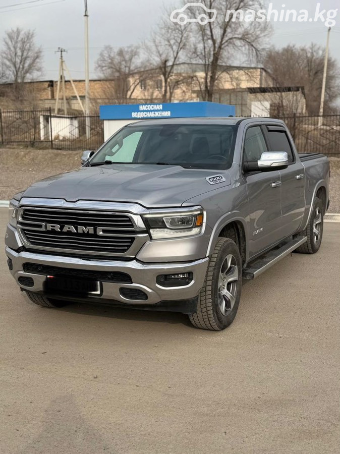 RAM 1500 V Quad Cab 5.7 AT 4WD