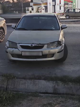 Mazda Familia VIII (BJ) 1.5 AT