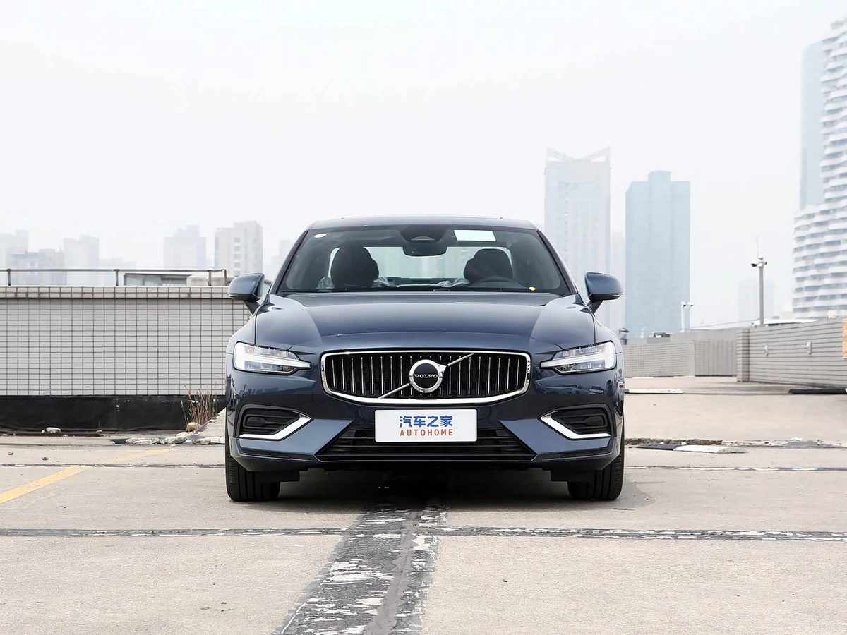 Volvo S60 II Рестайлинг 1.5 AT