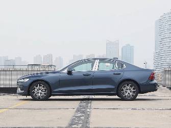 Volvo S60 II Рестайлинг 1.5 AT