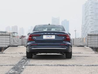 Volvo S60 II Рестайлинг 1.5 AT
