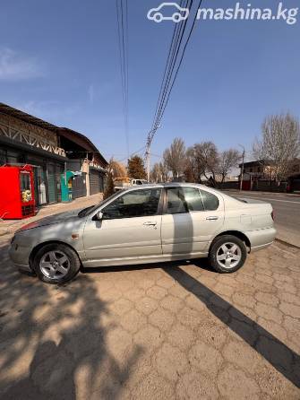Nissan Primera II (P11) 2.0 MT