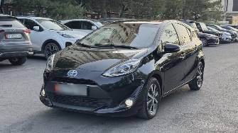 Toyota Prius c I Рестайлинг 1.5hyb AT