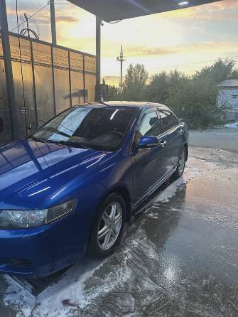 Honda Accord VII 2.0 AT