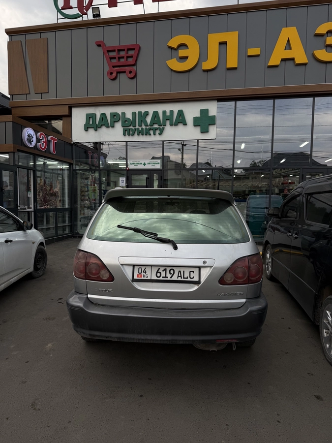 Toyota Harrier I (XU10) 3.0 AT 4WD