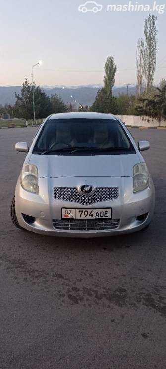 Toyota Vitz II (XP90) 1.0 CVT
