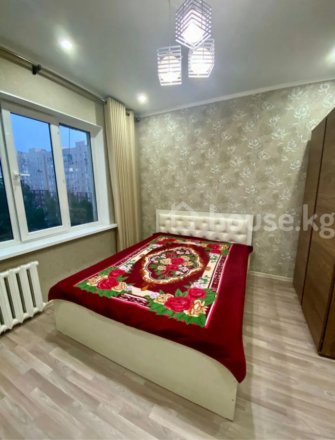 Открыть фото 3-комн. кв., 90 м2