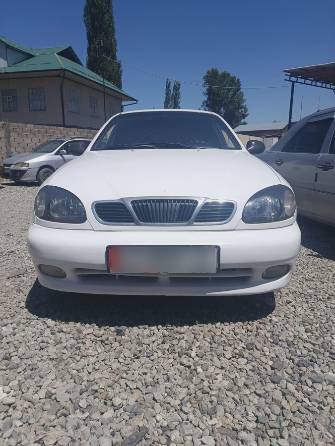 Daewoo Lanos (Sens) Daewoo Lanos (Sens) 1.5 MT