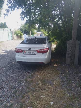 Kia Rio III 1.4 MT
