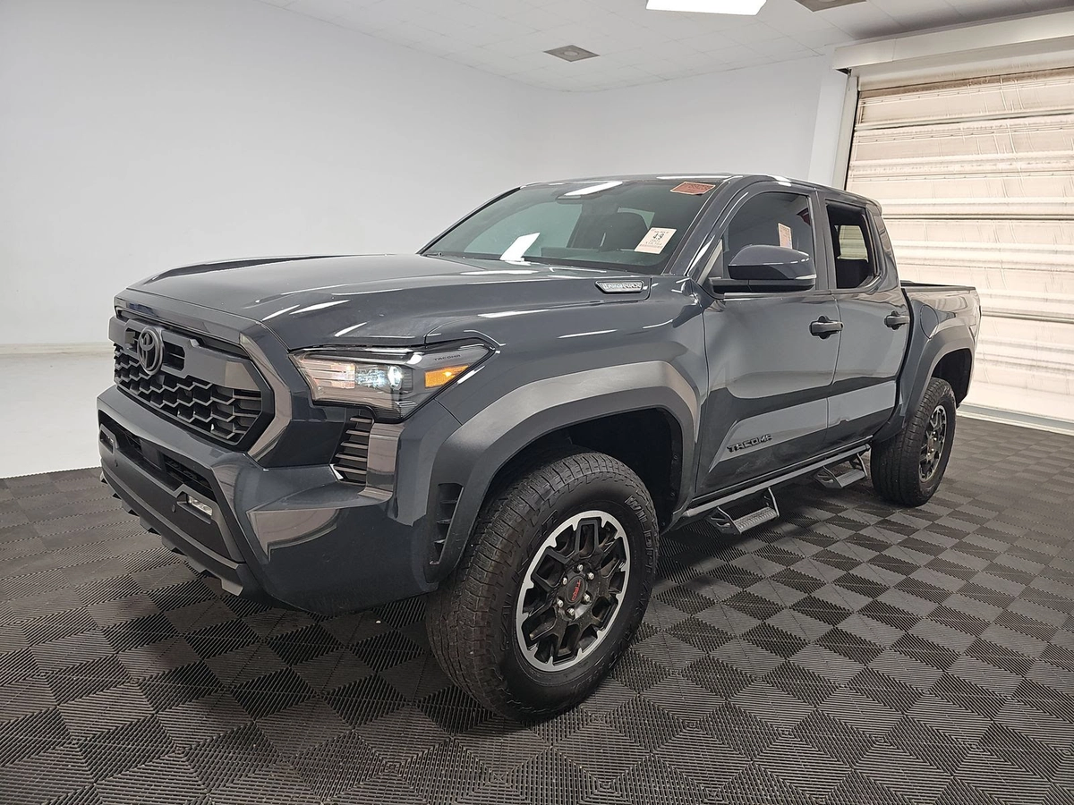 Toyota Tacoma IV 2.4hyb AT 4WD