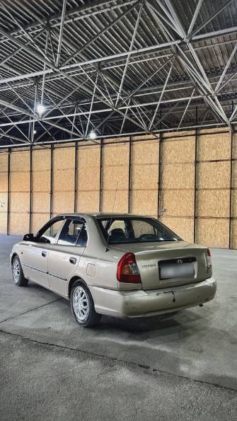 Hyundai Accent II 1.5 AT