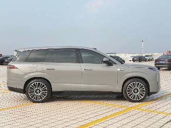 Denza N8 1.5hyb AT 4WD