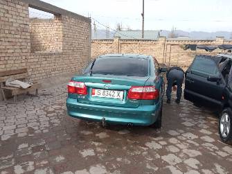 Mazda 626 V (GF) 2.0 MT