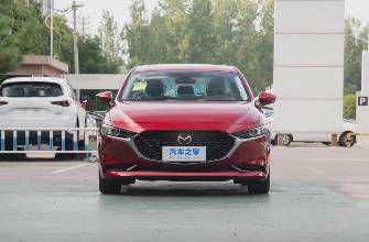 Mazda 3 IV (BP) 2.0 AT