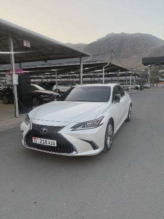 Lexus ES VII 300h 2.5hyb CVT