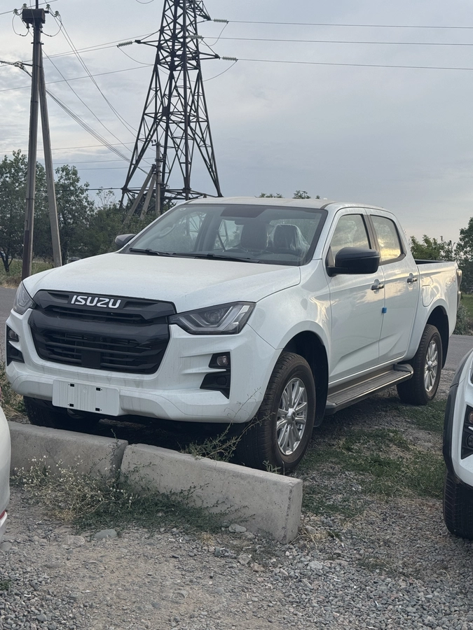 Isuzu D-Max III 1.9 AT 4WD