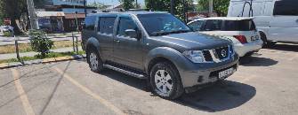 Nissan Pathfinder III 2.5d AT 4WD