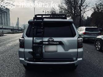 Toyota 4Runner V Рестайлинг 4.0 AT 4WD