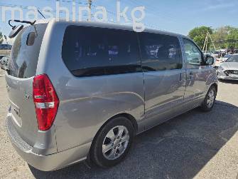 Hyundai Starex (H-1) Hyundai Starex (H-1) II Рестайлинг 2 2.5d AT