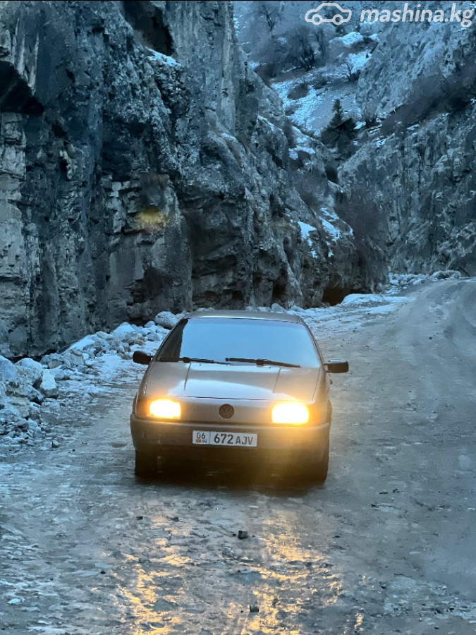 Volkswagen Passat B3 1.8 MT