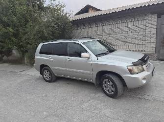Toyota Highlander I (U20) Рестайлинг 3.3 AT 4WD
