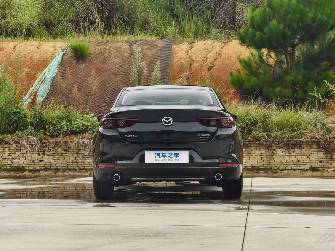 Mazda 3 IV (BP) 1.5 AT