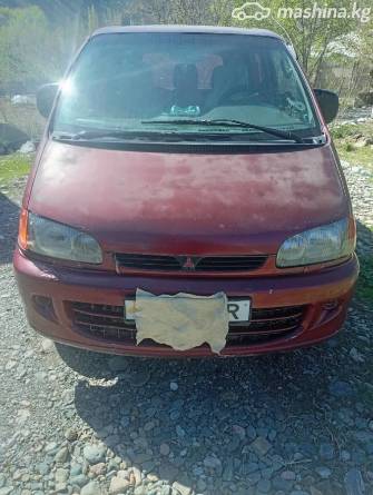 Mitsubishi Space Gear I 2.4 MT