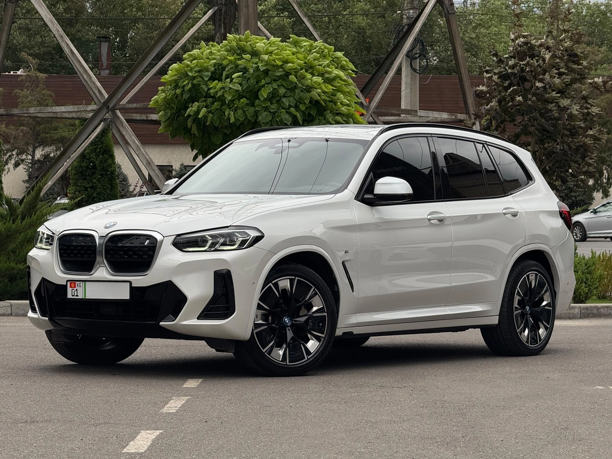 BMW iX3 I (G08) Рестайлинг Electro AT