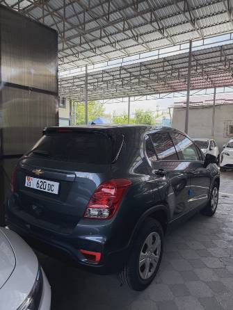 Chevrolet Trax I Рестайлинг 1.4 AT