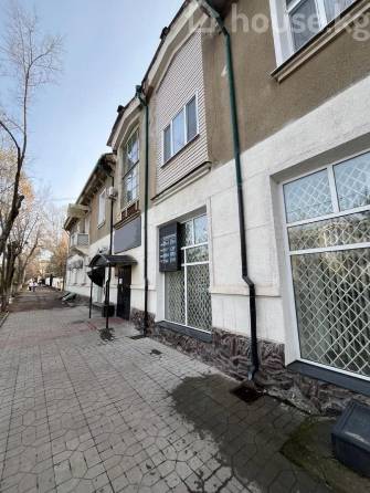 Коммерческая недвижимость, 183 м2