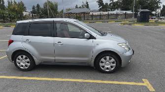 Toyota Ist I 1.3 AT