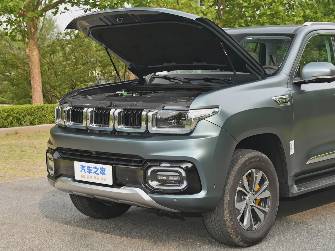 BAIC BJ60 2.0 AT 4WD