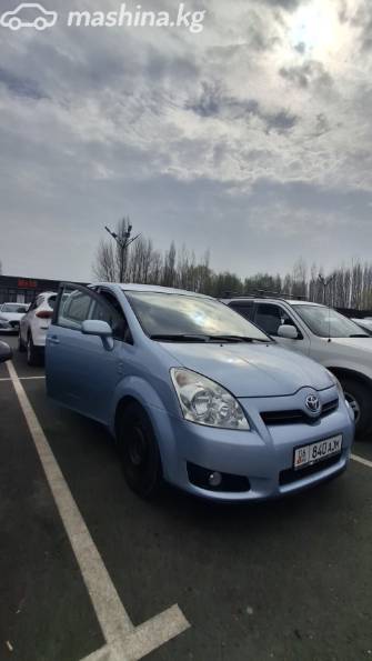 Toyota Corolla Verso I Рестайлинг 2 1.8 MT