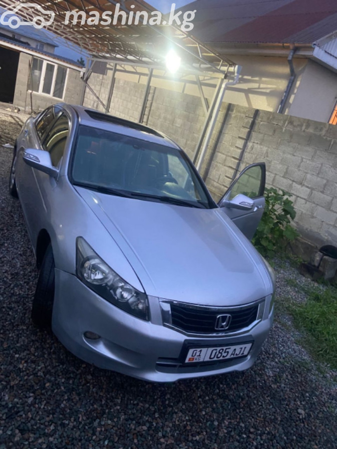 Honda Accord VII Рестайлинг 2.0 AT 4WD
