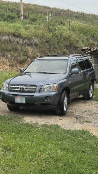 Toyota Highlander I (U20) Рестайлинг 3.3hyb CVT 4WD