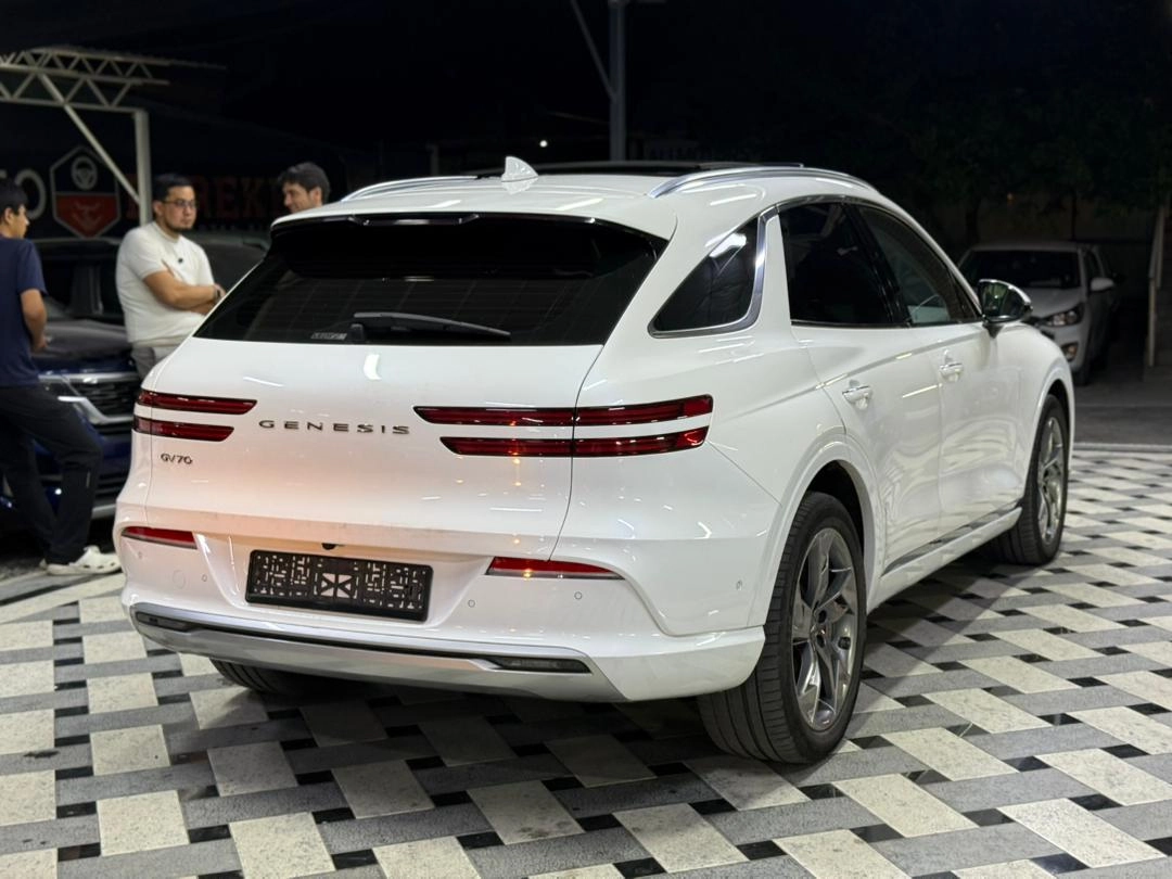 Genesis GV70 I Electro AT 4WD