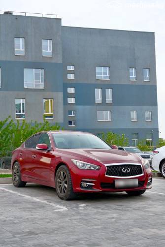 Infiniti Q50 I 2.0 AT